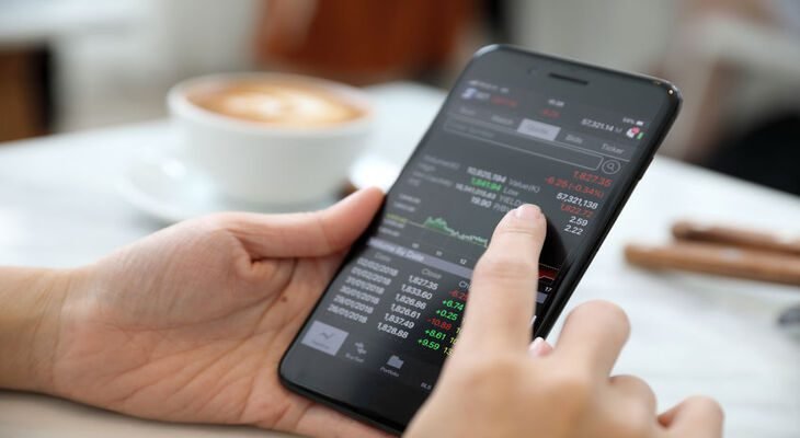 Negociação em Opções Binárias: Dicas e Cuidados Móveis 18 Negociação Móvel em Opções Binárias