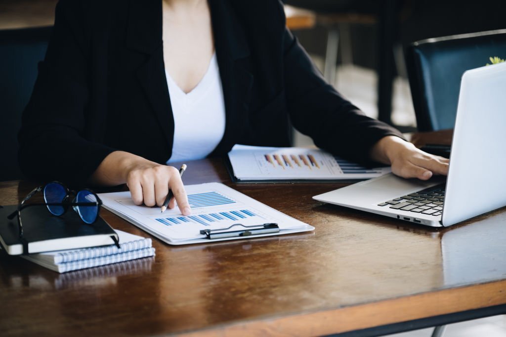 Técnicas de Análise Quantitativa: Um Guia Abrangente