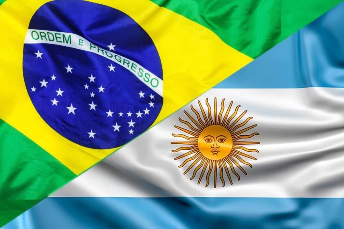 2000 Pesos Argentinos para Reais Hoje